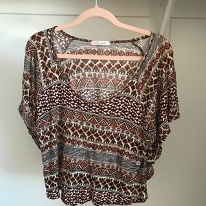 🔴SOLD🔴 Flowy Aztec Tribal Print Top